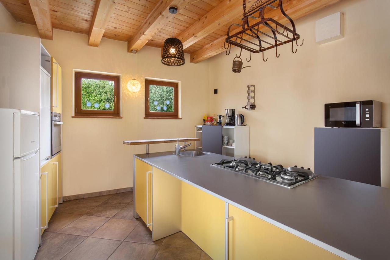 Villa Cipressi - Luxuri Lounge - Malcesine Buitenkant foto