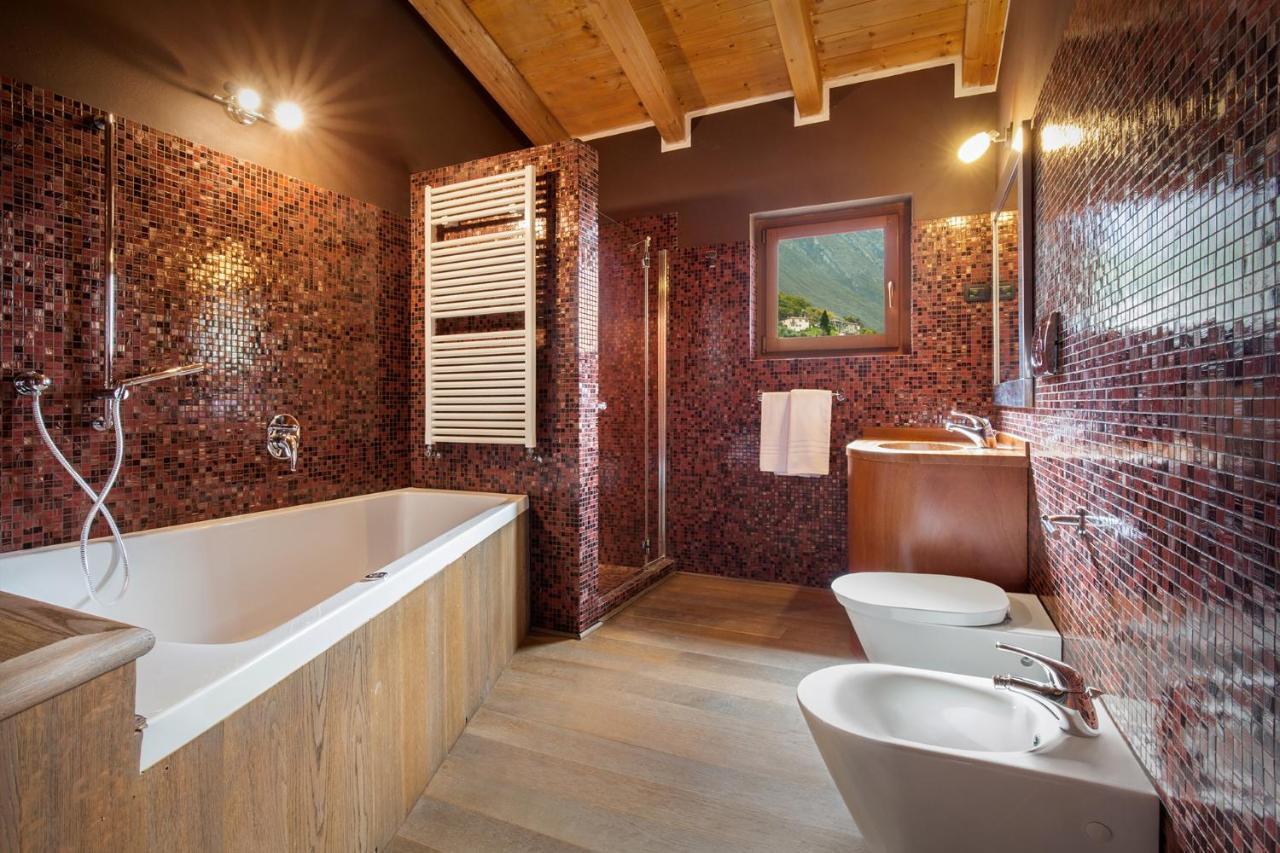 Villa Cipressi - Luxuri Lounge - Malcesine Buitenkant foto