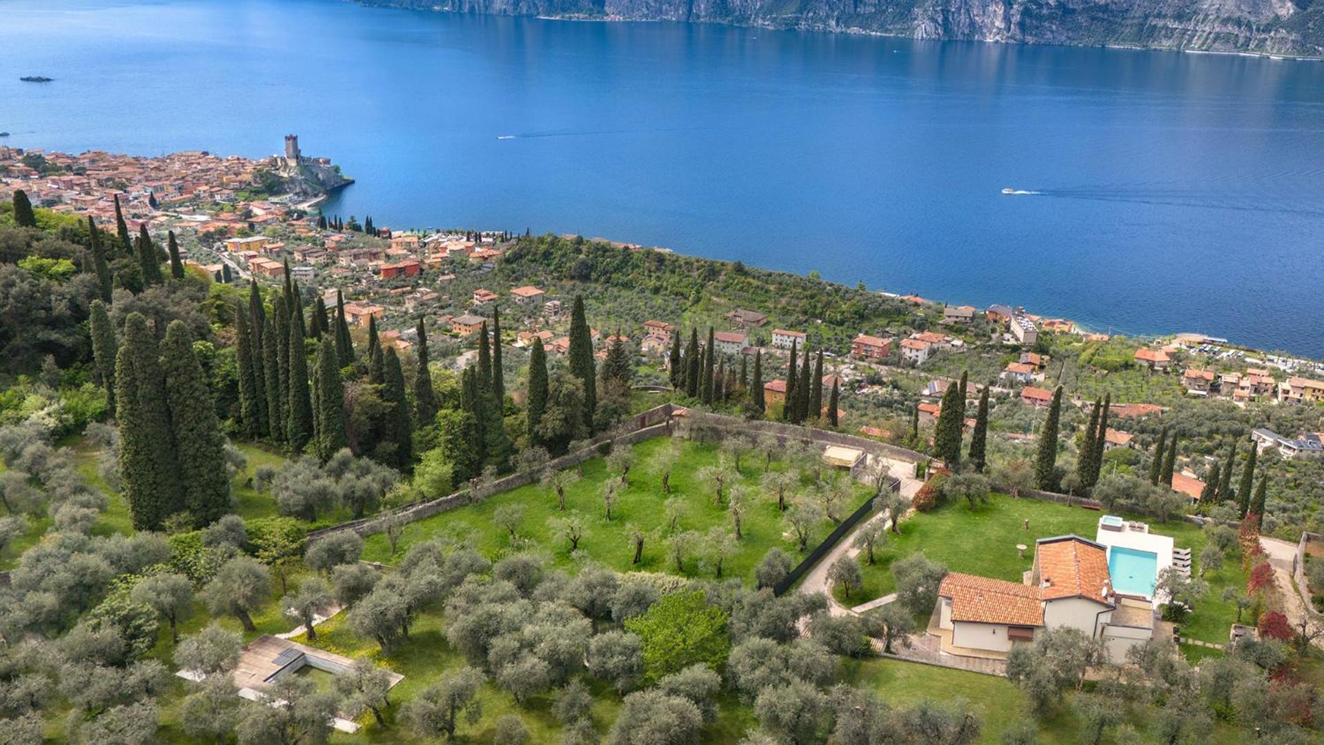 Villa Cipressi - Luxuri Lounge - Malcesine Buitenkant foto